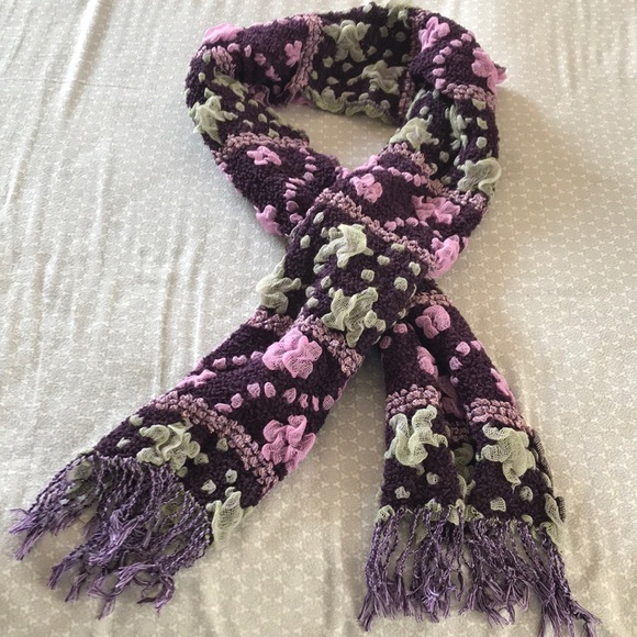 SCARF - NWOT lightweight scarf - Picture 2 of 4